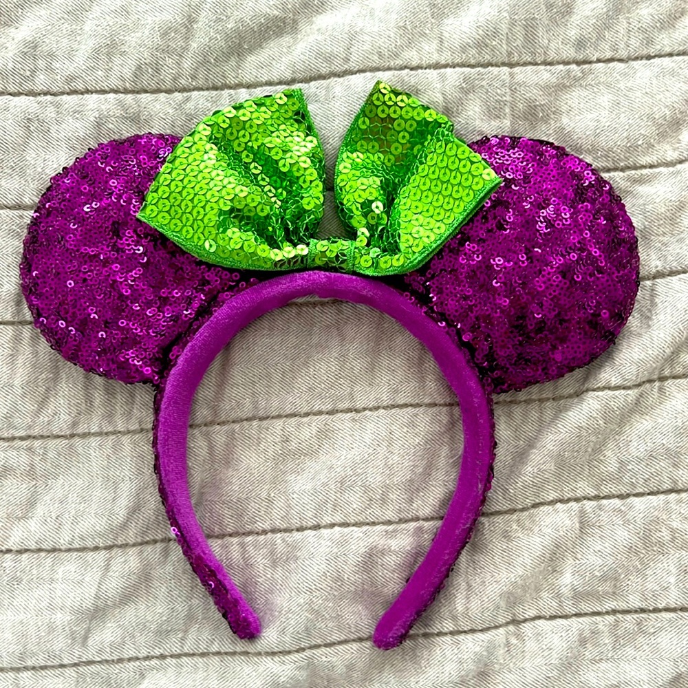 Orginal disneyland minnie ears
